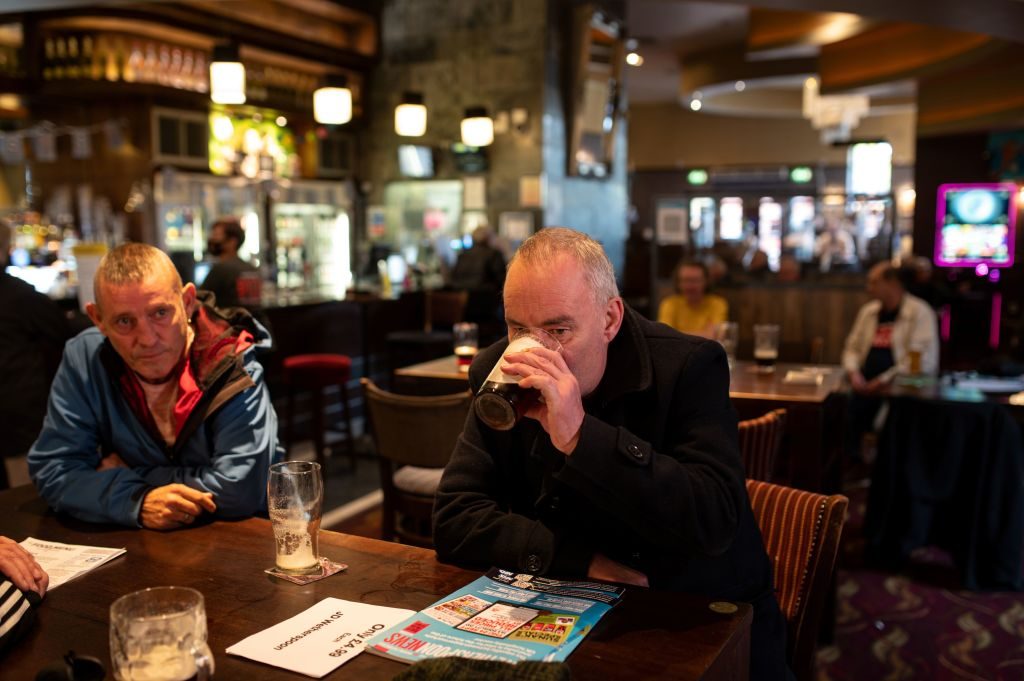 An old-fashioned British boozer. Credit: Getty