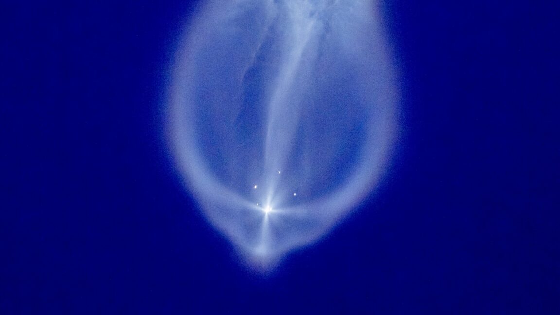 Rocket Report: A new super-heavy launch site in California; 2025 year in review