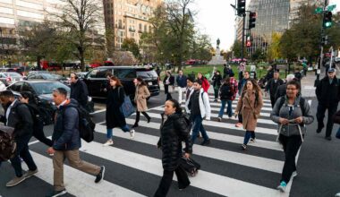 Jobs Report Shows US Labor Market Continues to Weaken