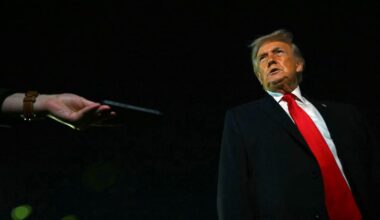 Trump brands UK’s Chagos Islands deal act of ‘great stupidity’ – POLITICO