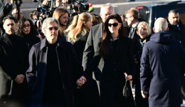 Anne Hathaway, Liz Hurley, Anna Wintour Attend Valentino Rome Funeral