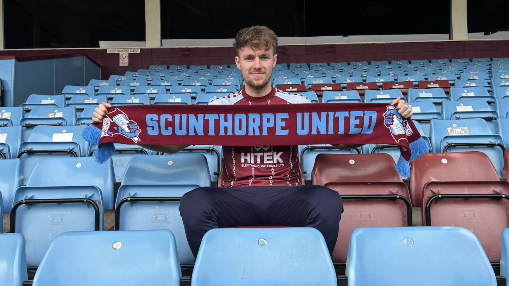 Kyle Hurst joins the Iron on loan from Doncaster Rovers