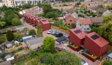 Building in Backlands: Gap House by BDP