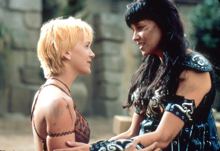 XENA: WARRIOR PRINCESS YEAR 5 W/ LUCY LAWLESS & RENEE O'CONNOR SKY ONE Swords at the ready and prepare to go down fighting in this final episode from season five In a ridiculous plotline which adimittedly is nothing new for Xena - the warrior princes is given a special gift enabling her to slay the Gods Three of them Hephaestus Poseidon and Discord are out for the count straight away and cheered buy this success Xena (Lucy Lawless pictured right) sets out to kill the rest of the inhabitants of Mount Olympus A spectacular ending to this series