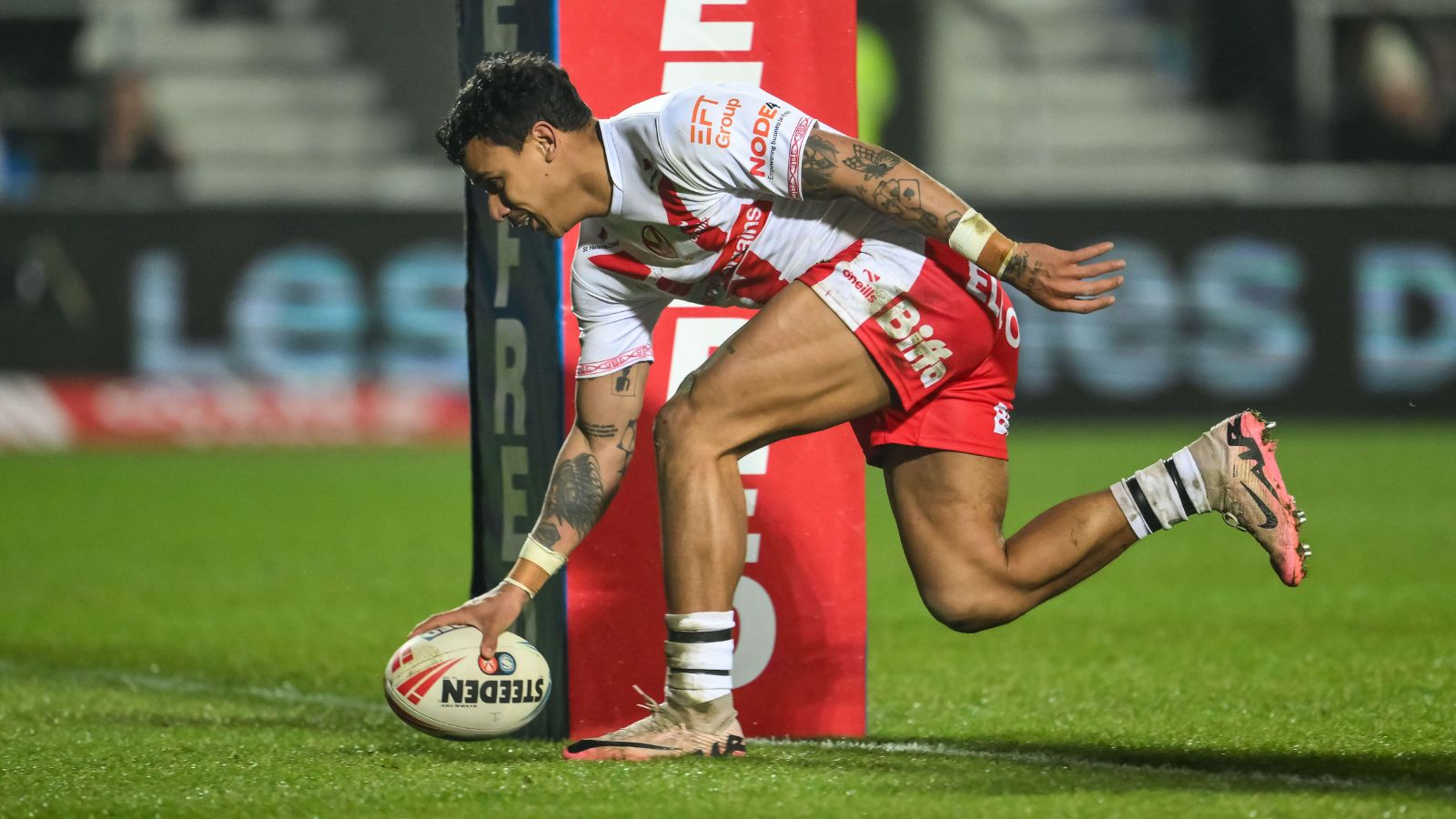 Tristan Sailor scores a try for St Helens in 2025