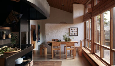 A sculptor’s atelier lists in a Stockholm suburb