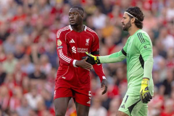 LIVERPOOL, ENGLAND - Friday, August 15, 2025: Liverpool's Ibrahima Konaté (L) and goalkeeper Alisson Becker during the FA Premier League match between Liverpool FC and AFC Bournemouth at Anfield. (Photo by David Rawcliffe/Propaganda)