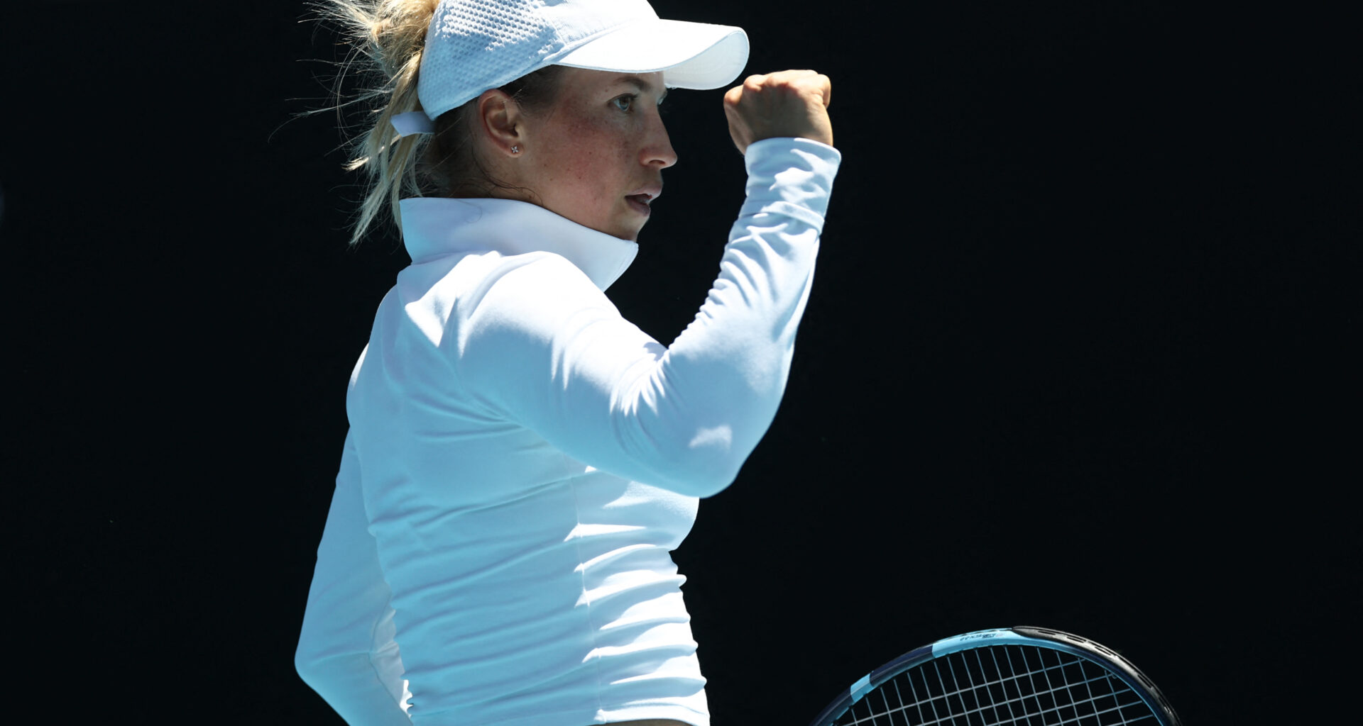 Putintseva leans on experience to navigate crowd and Sonmez challenge