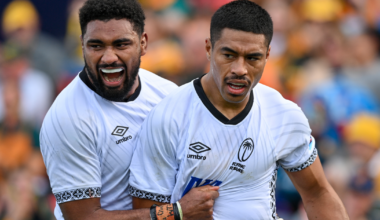 Salesi Rayasi commits to Bordeaux with two-year extension