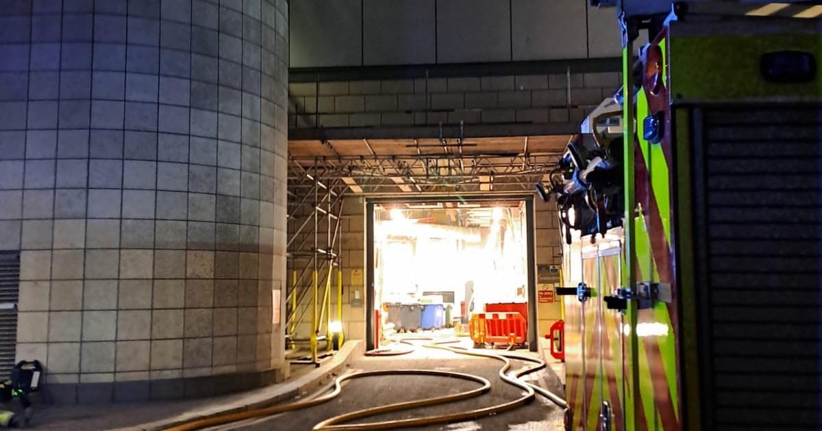 Fire in Blackwall rips through 13-storey building storing 200 LED acid batteries | News UK