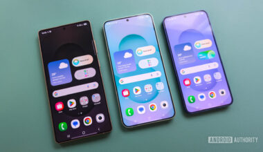 Samsung Galaxy S25 series home screens