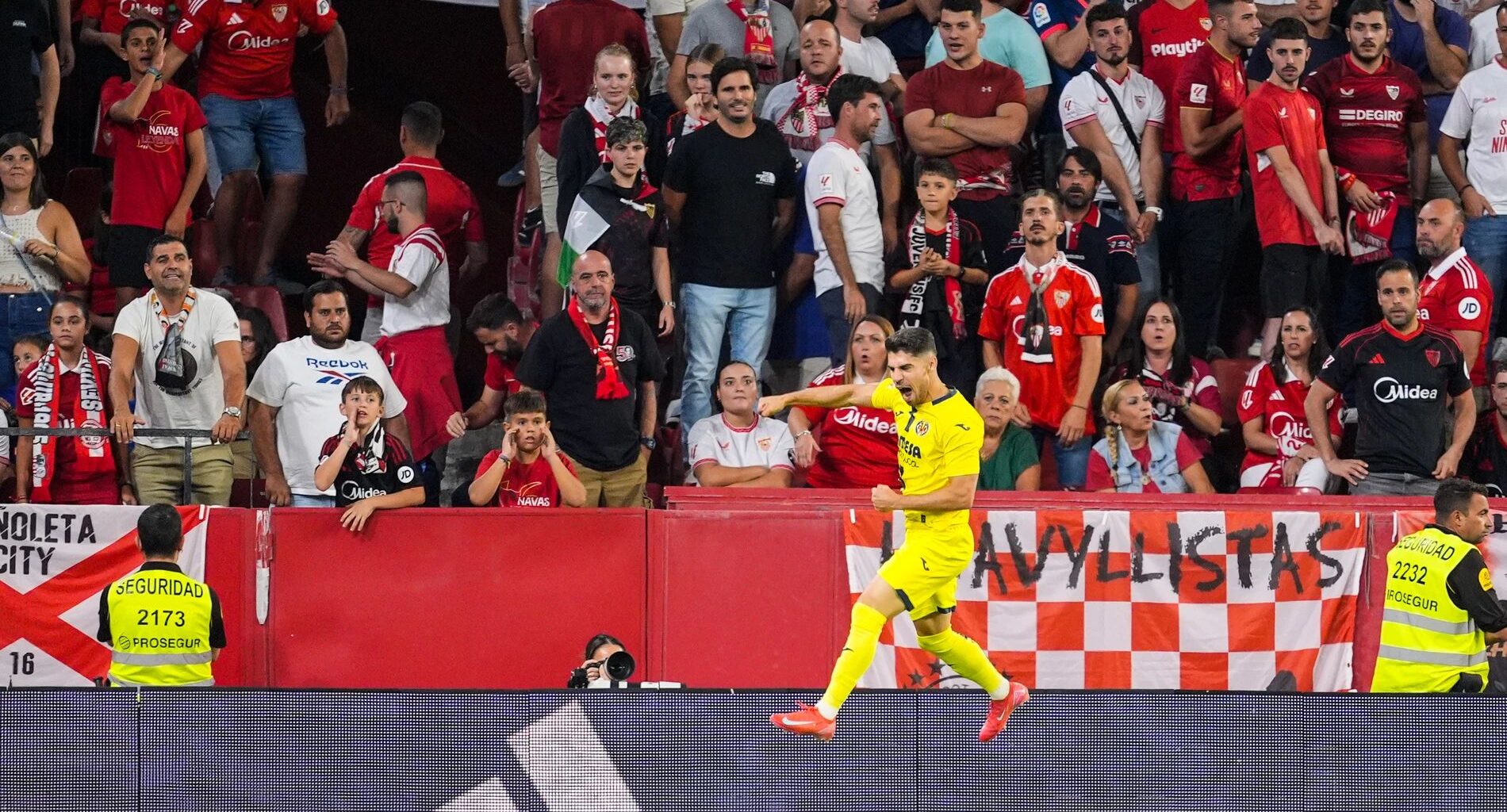 Villarreal and Tottenham Hotspur agree to move for Israeli winger