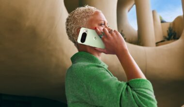 Strange Pixel bug allows callers to overhear conversations not meant to be heard