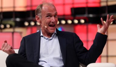 Sir Tim Berners-Lee at Web Summit 2018