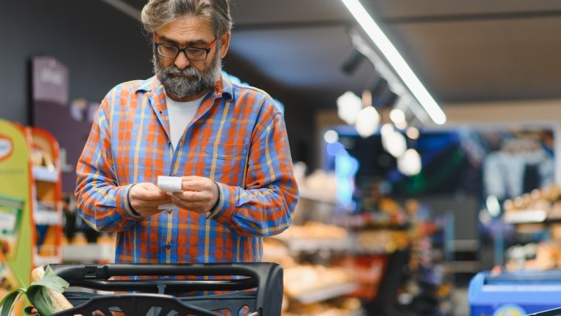 US sentiment slides again as consumer pressures mount | snaps