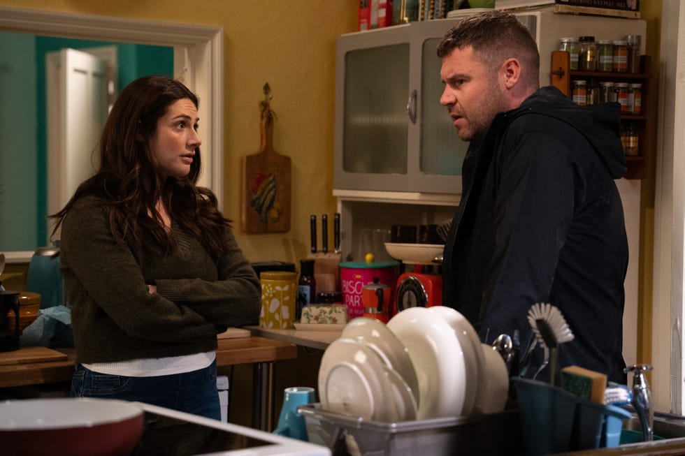 aaron dingle, victoria sugden, emmerdale