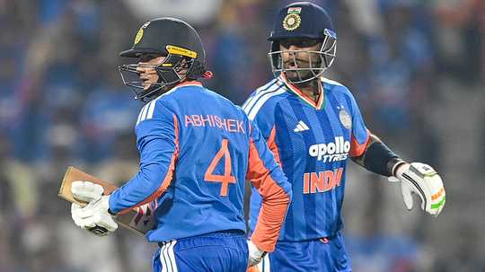 abhishek-sharma-blasted-a-35-ball-84