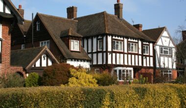 10 appealing homes with an abundance of exposed beams