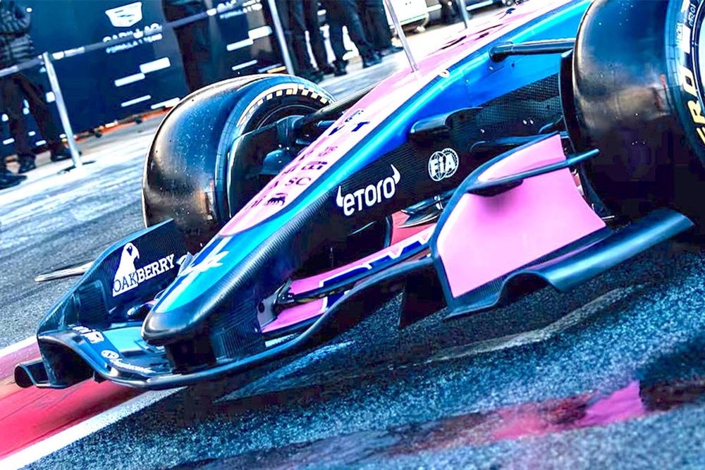 Alpine A526: front wing detail featuring the flow conditioning vanes