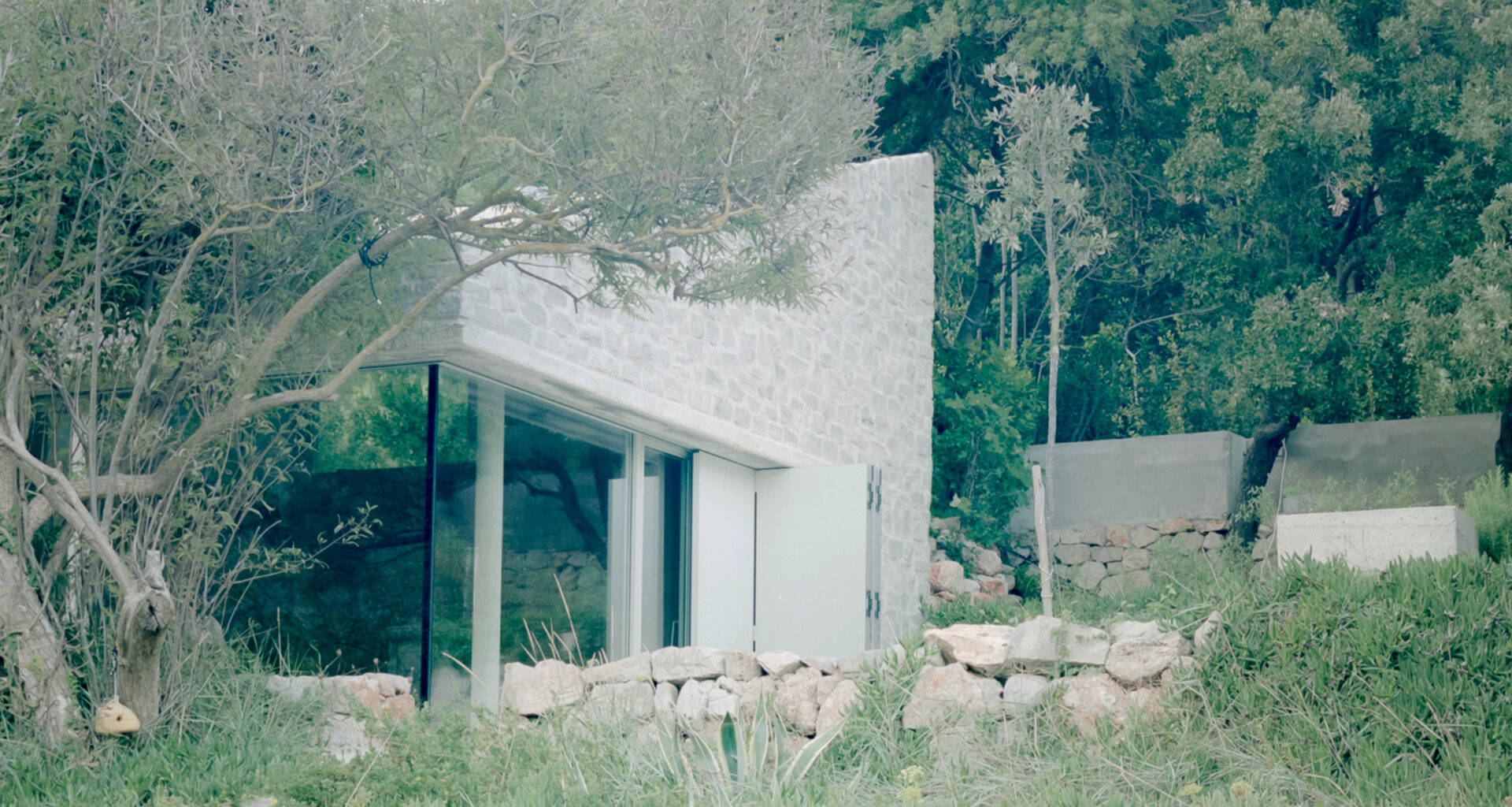 Argu Studio adds Pretpec annexe to coastal Croatian home