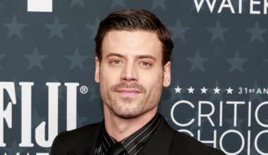 Heated Rivalry’s François Arnaud Unfollows Cast in Massive Purge of His Social Media Following List | Francois Arnaud, Heated Rivalry | Celebrity News and Gossip | Entertainment, Photos and Videos