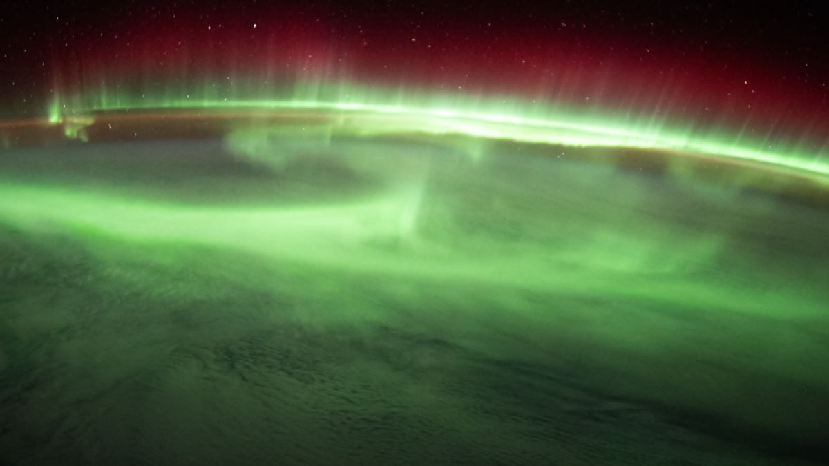 Aurora Watch in Effect as Severe Solar Storm Slams Into Earth : ScienceAlert