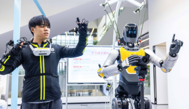 Xi calls for breakthroughs in developing industries of the future - news.cgtn.com