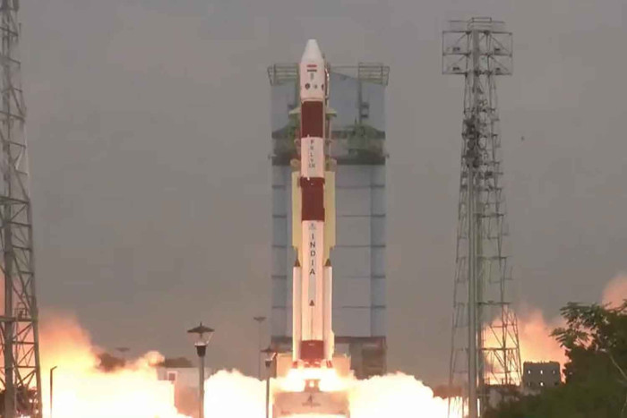 Bangkok Post - Launch of Thai-made satellite goes awry