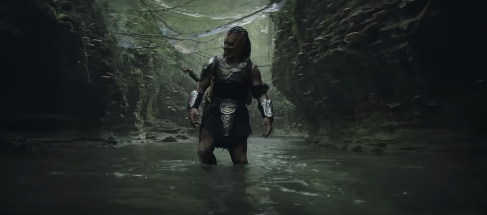 Dek Enters ‘Squirt Canyon’ in Extended Predator: Badlands Deleted Scene