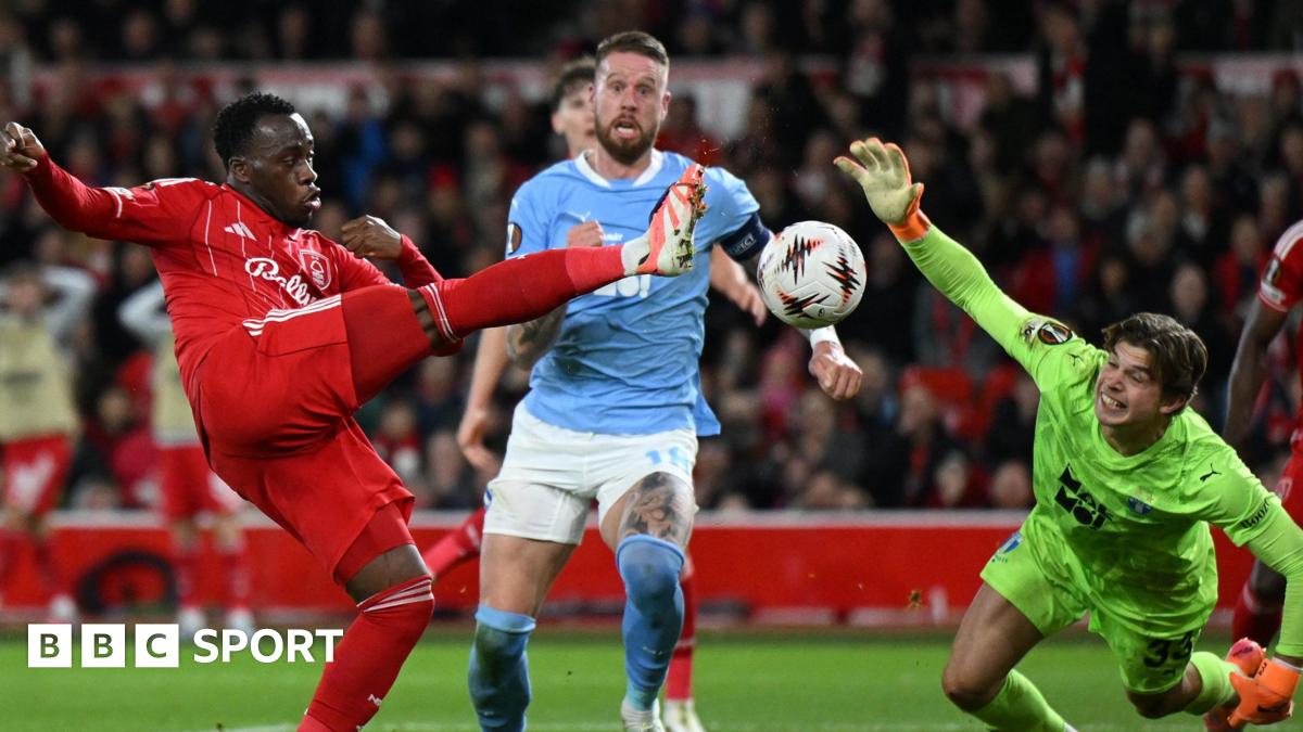 Arnaud Kalimuendo in action for Nottingham Forest against Malmo