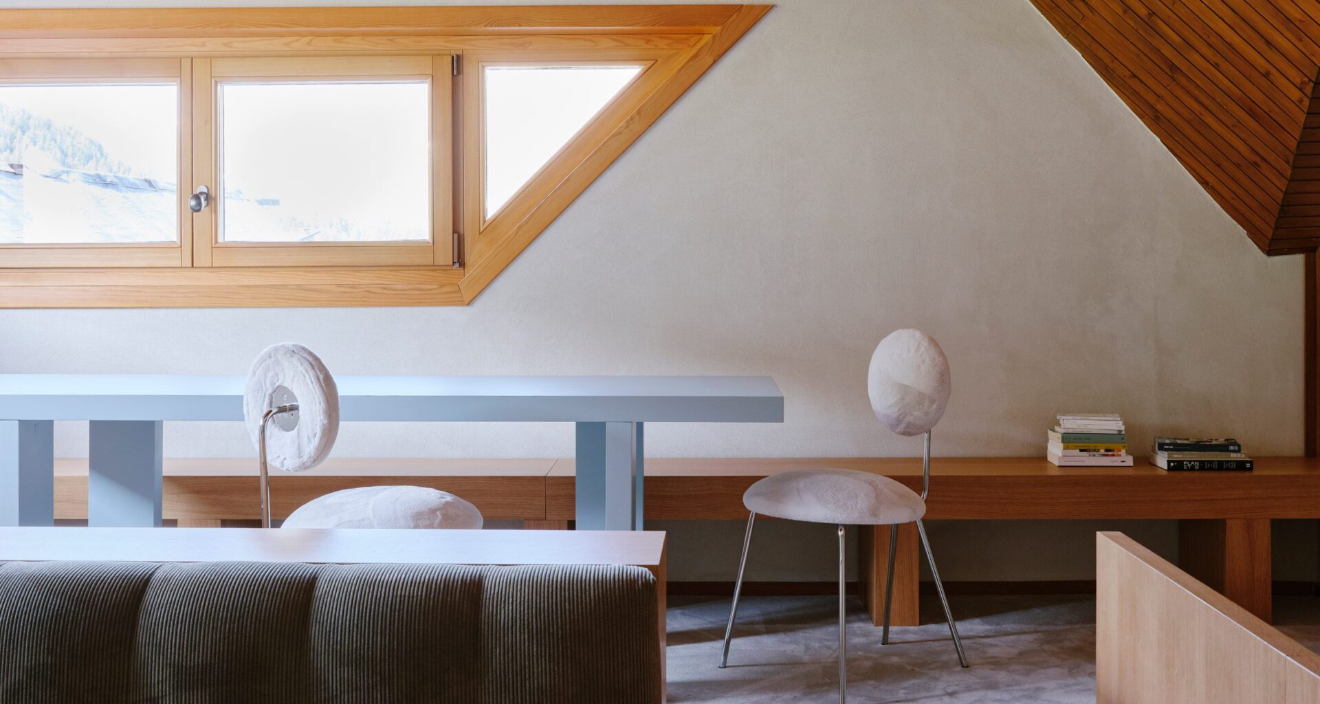 Co.arch Studio apartment renovation in Mario Galvagni's Giomein