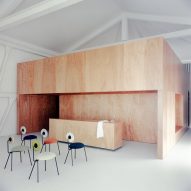 Cesarin show kitchen by Co.arch Studio