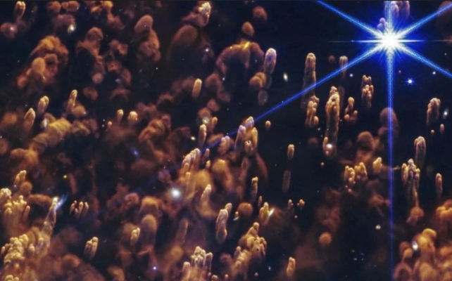 cometary knots image