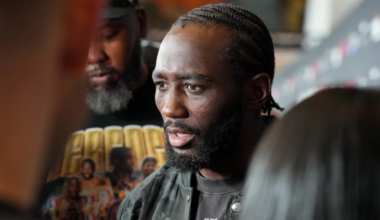 Terence Crawford held retirement talk with former rival before announcing decision: 'We met'