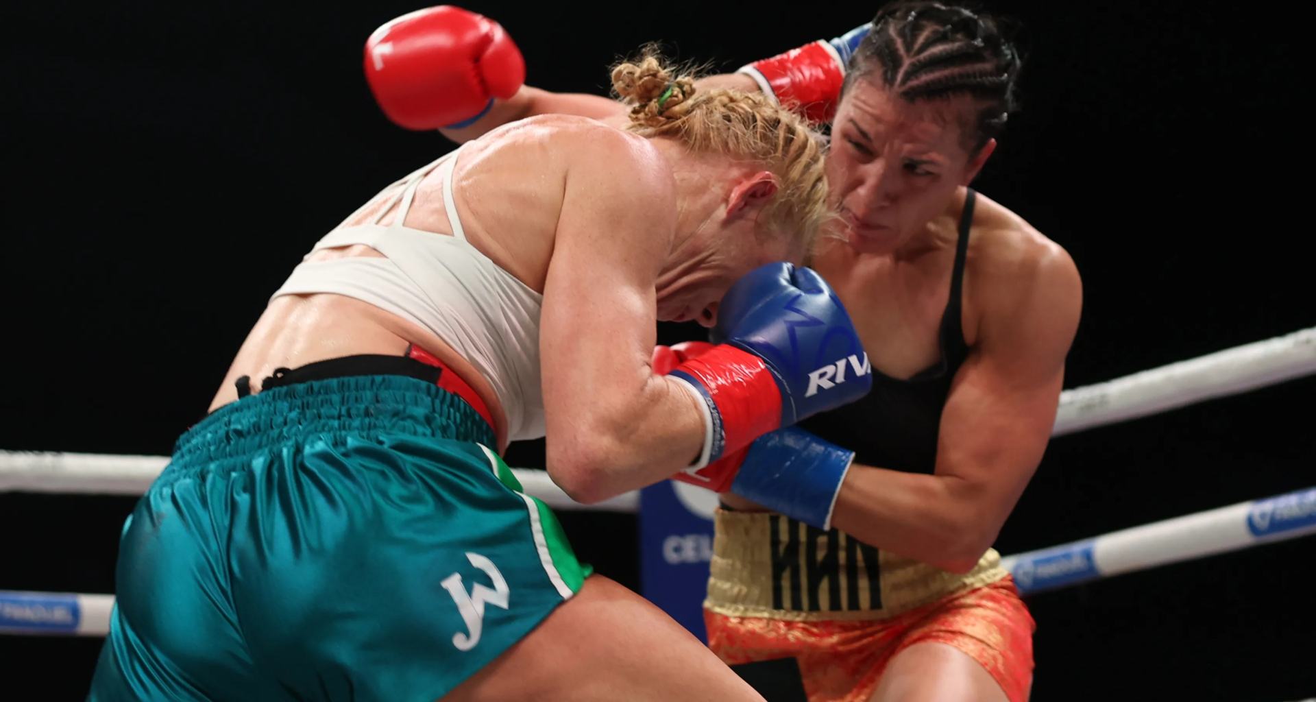 Former UFC champion Holly Holm shocked in bid to make boxing history after nasty headbutt