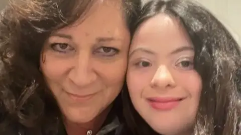 Ellie Goldstein Yvonne and Ellie taking a selfie and smiling 