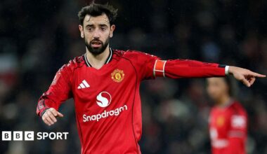 Bruno Fernandes pointing during the Emirates FA Cup third-round match between Manchester United and Brighton