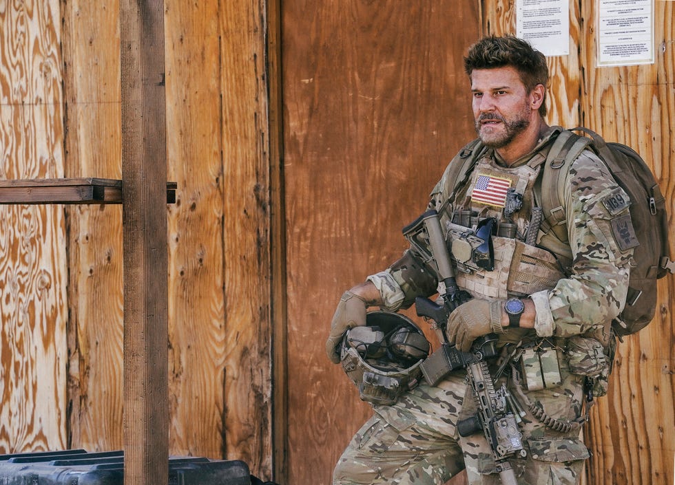 david boreanaz, seal team season 4