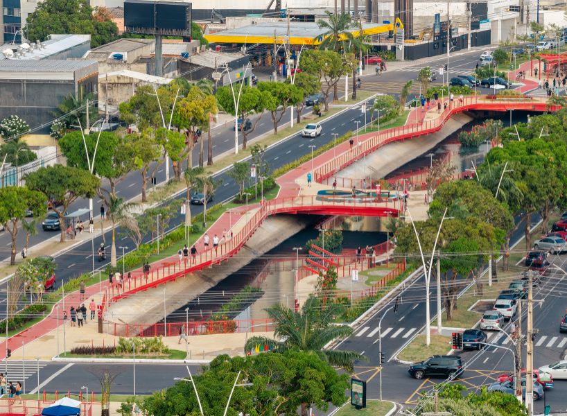 elevated linear park reclaims canal runing along brazilian city center