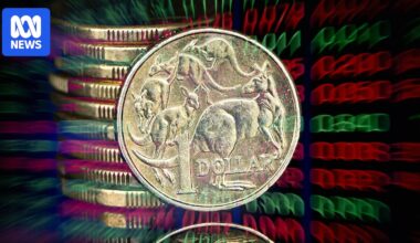 Value of Australian dollar now dependent on interest rates, commodities prices and geopolitics