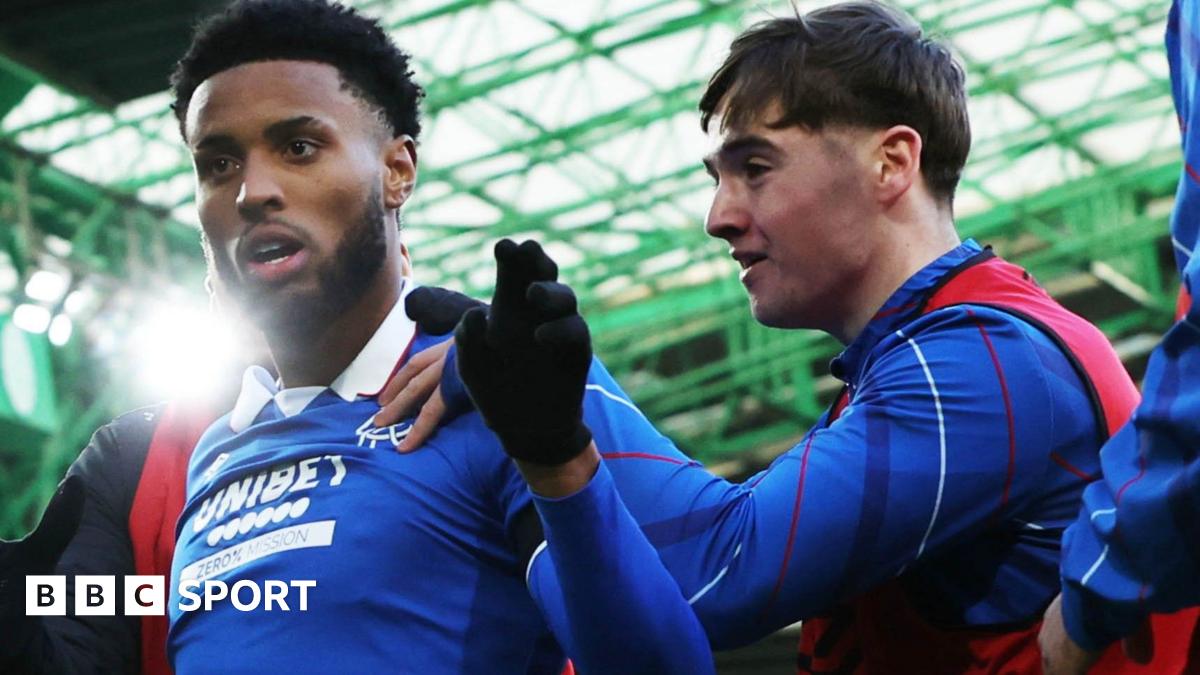 Youssef Chermiti celebrates at Celtic Park