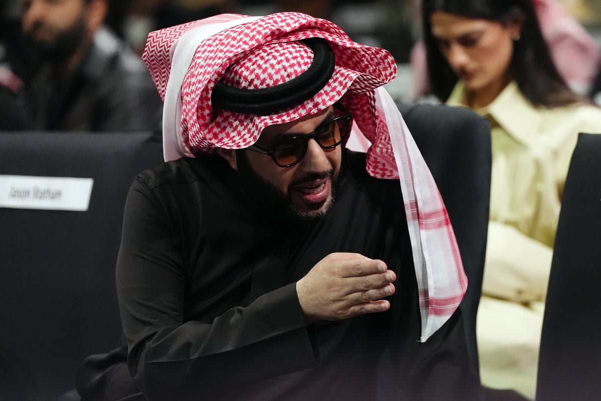 Saudi boxing chief calls for Glazer family to go after Ruben Amorim sacking
