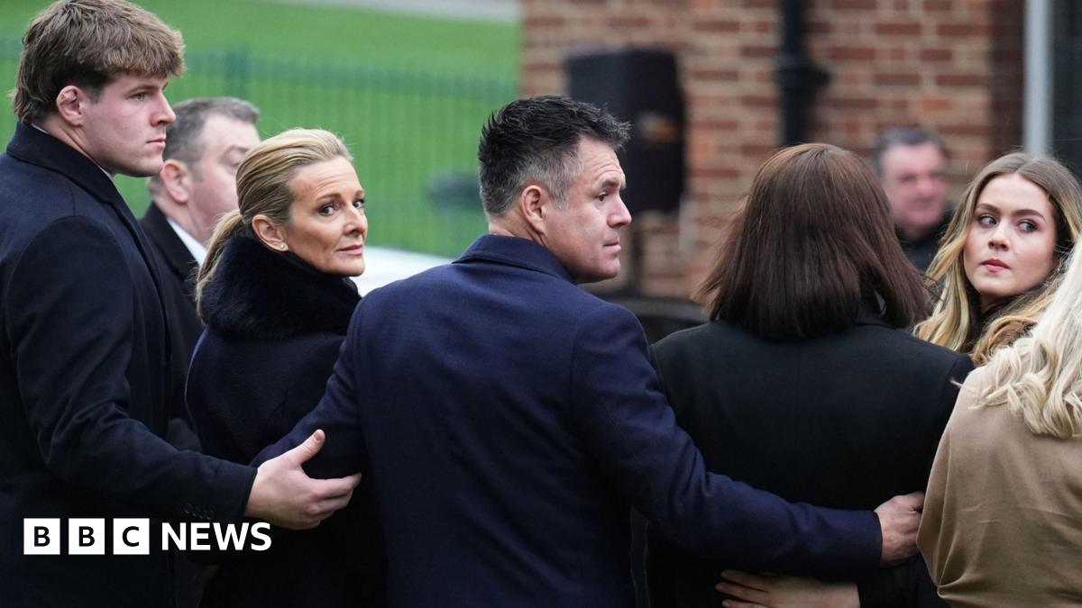 Terry Yorath's funeral held in Leeds for Wales footballer