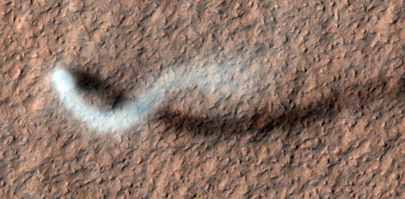 Are there thunderstorms on Mars? A planetary scientist explains the red planet’s dry, dusty storms