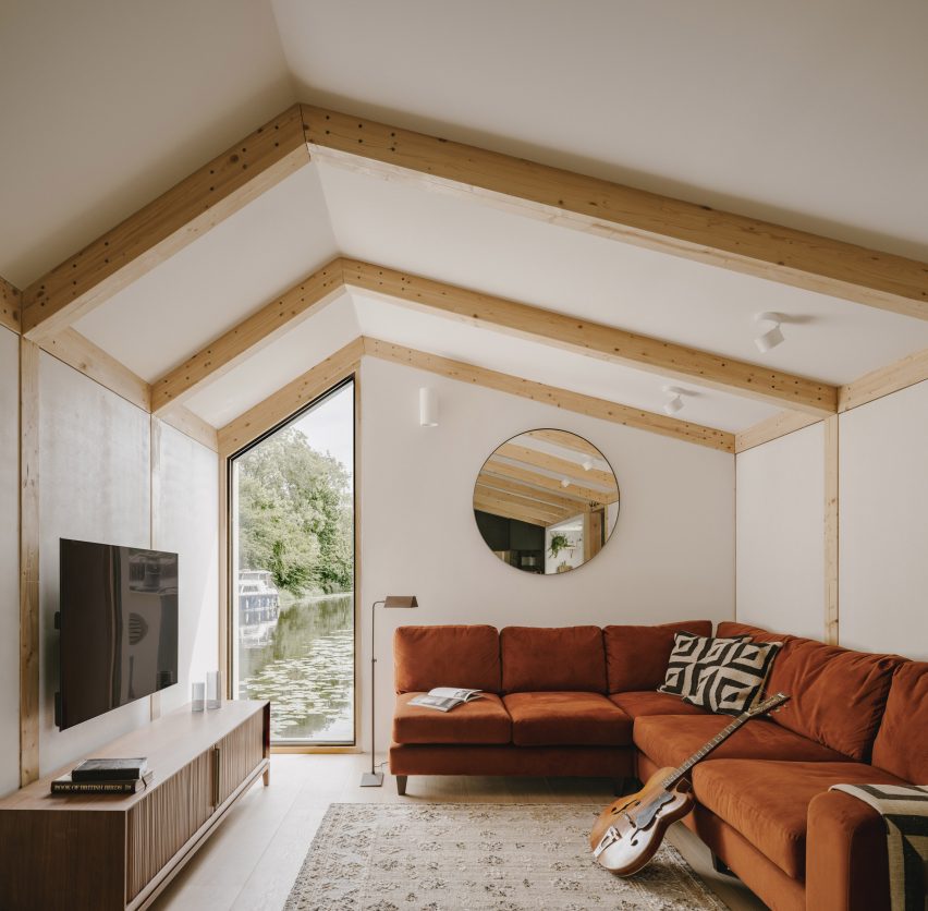 Living room in Float House by TiggColl