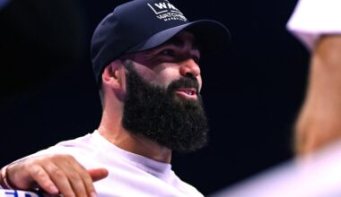 Jono Carroll vs Colm Murphy joins Dickens vs Cacace undercard