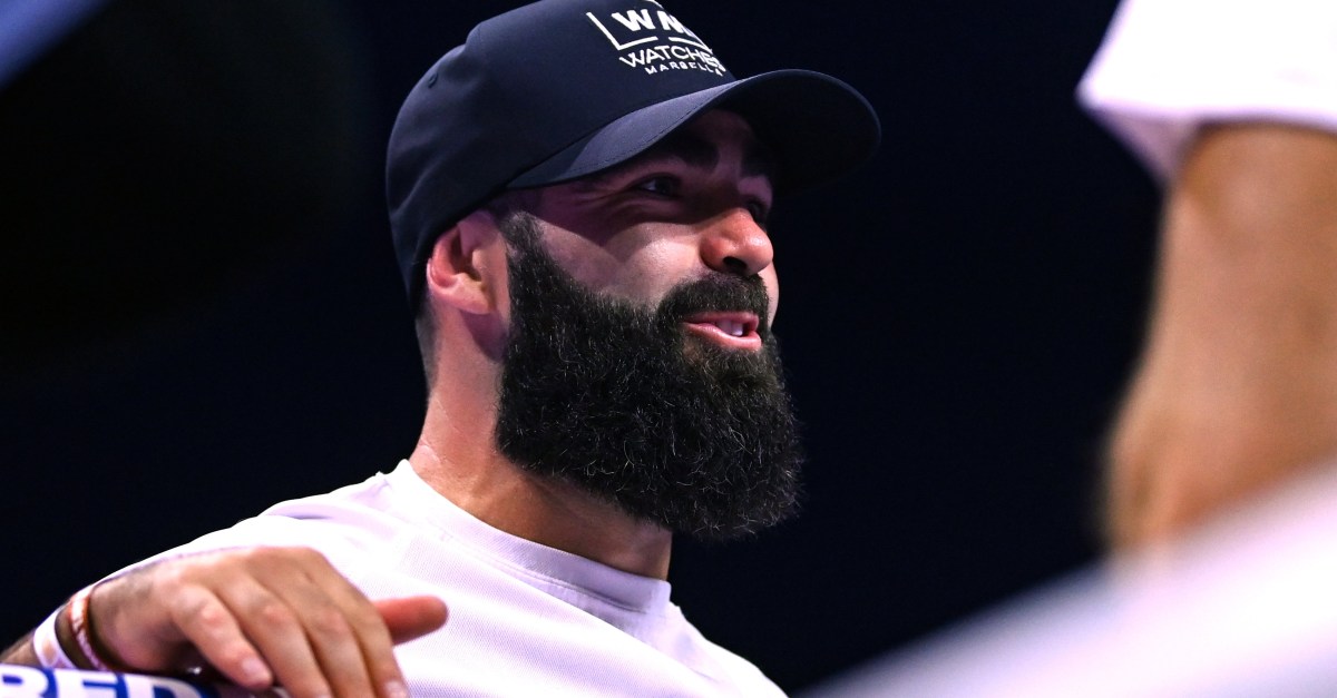Jono Carroll vs Colm Murphy joins Dickens vs Cacace undercard