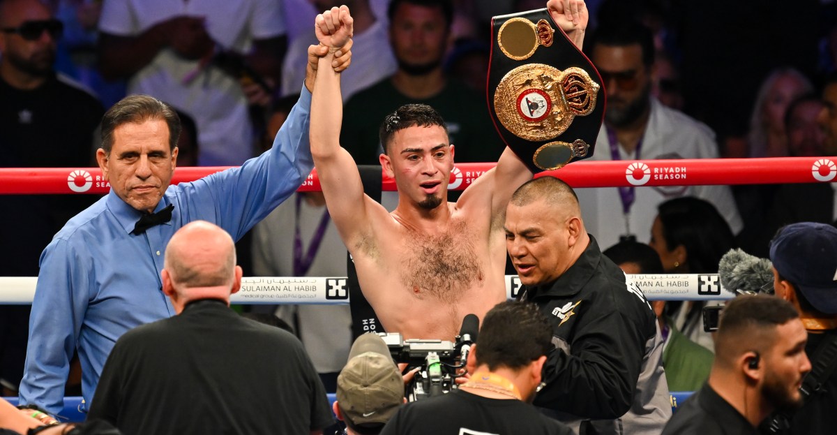 Jose Valenzuela vs Diego Torres headlines Feb. 1 Zuffa Boxing show