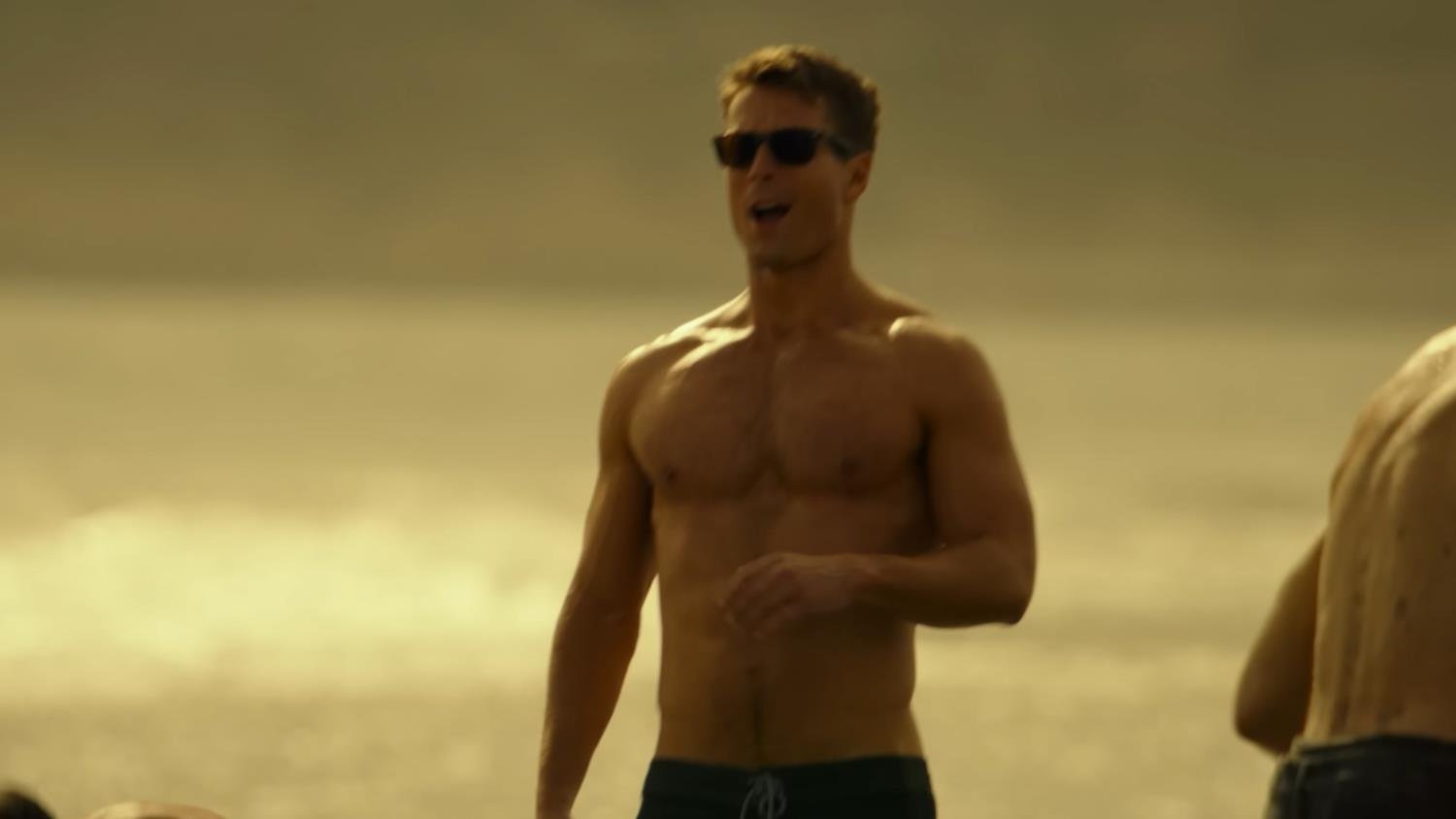 Glen Powell Addresses Assertions That He's The Next Tom Cruise