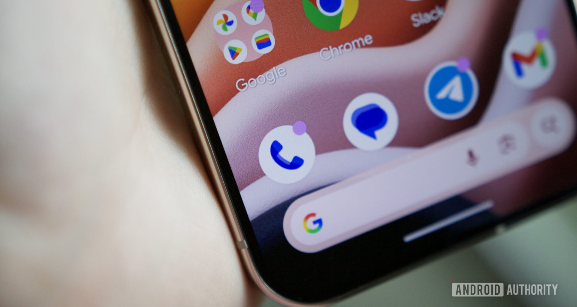 Close-up picture of the Google Phone app icon.